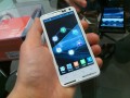 MWC – Motorola MOTOLUXE – Up close