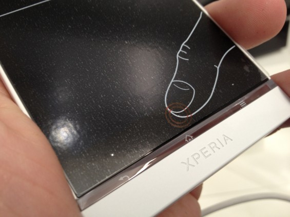 Xperia S Hands on photos and first unboxing