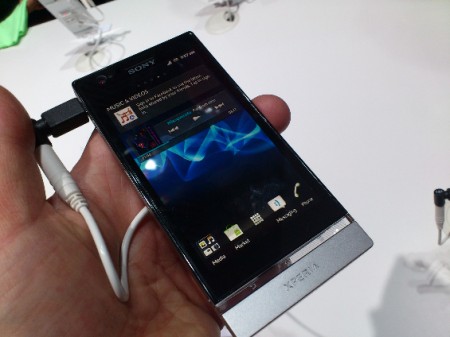 MWC   Xperia P   Up close