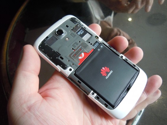 Huawei Ascend G300 Coming to Vodafone this Friday