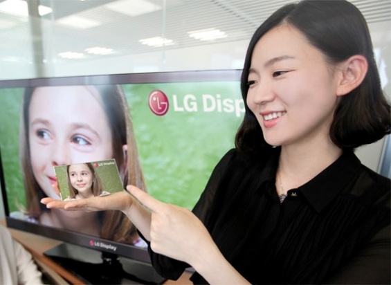 LG Debuts First Full HD Smartphone Screen