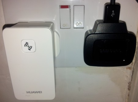 Huawei WS320 WLAN Repeater review