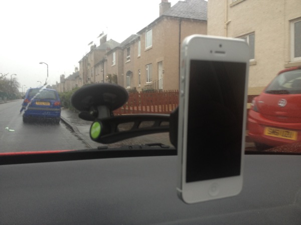 Clingo Universal In Car Holder   Review