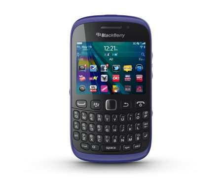 Vodafone offering Freebees and exclusive colour options on BlackBerry Curves