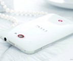HTC DLX 1