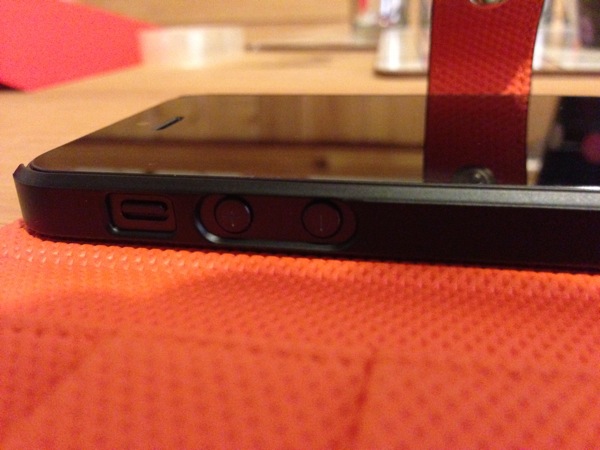 Spigen SGP Illuzion for iPhone 5   Review