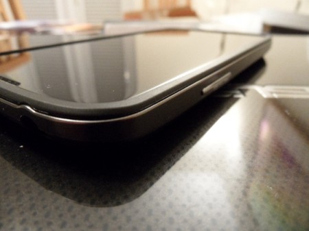 LG Nexus 4 official bumper case   Review