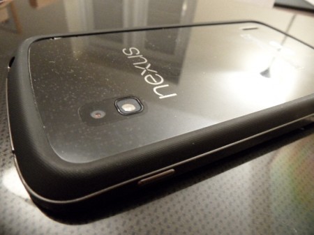 LG Nexus 4 official bumper case   Review