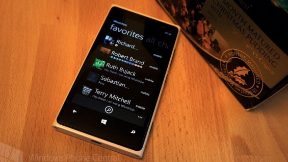 WhatsApp now on Windows Phone 8