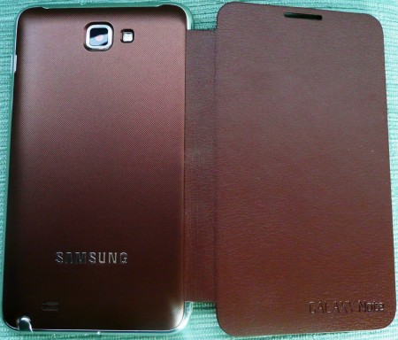 Samsung Galaxy Note genuine accessories round up. Docks, cases and an adaptor