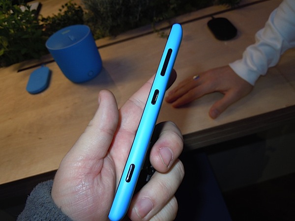 MWC   Hands on with the Lumia 720