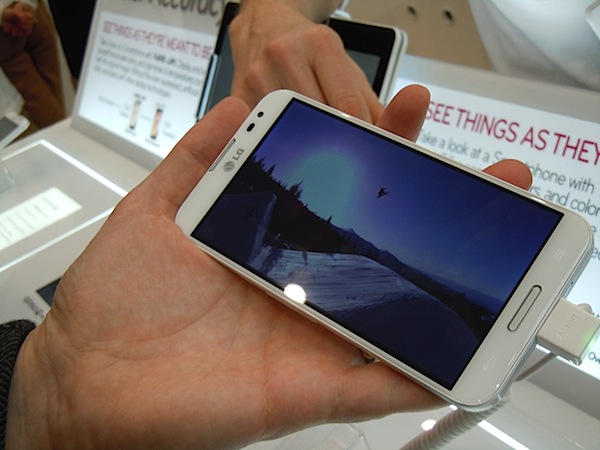MWC   Hands on with the LG Optimus G Pro