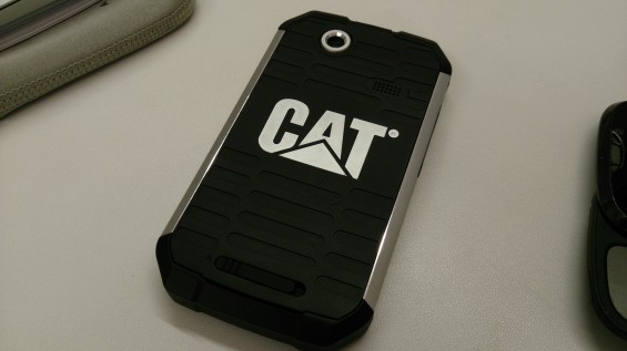 MWC   Cat reveal the B15, we go hands on
