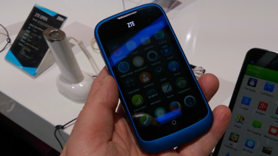 MWC   ZTE Open hands on