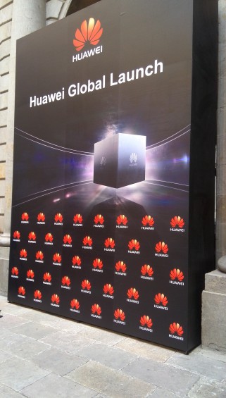 MWC   Huawei announce the P2
