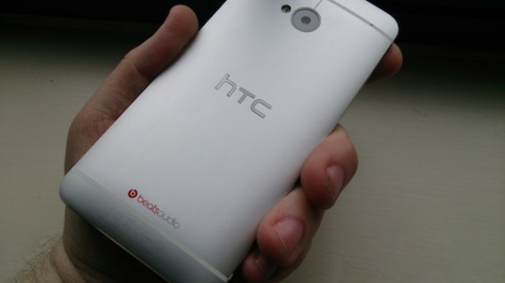 HTC One   Review