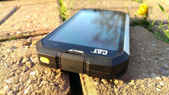 Caterpillar's B-15: An Indestructible Phone