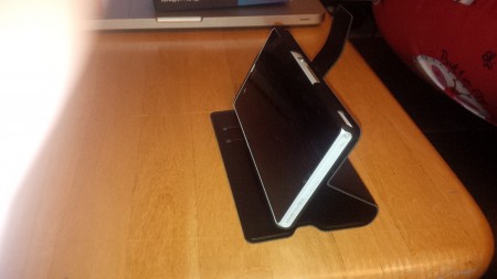 Muvit Slim and Stand, Xperia Z case review