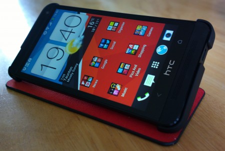 Genuine HTC One Double Dip Flip Case   Review