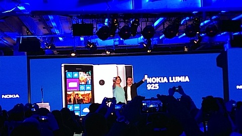 Nokia announce the Lumia 925