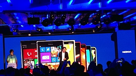 Nokia announce the Lumia 925