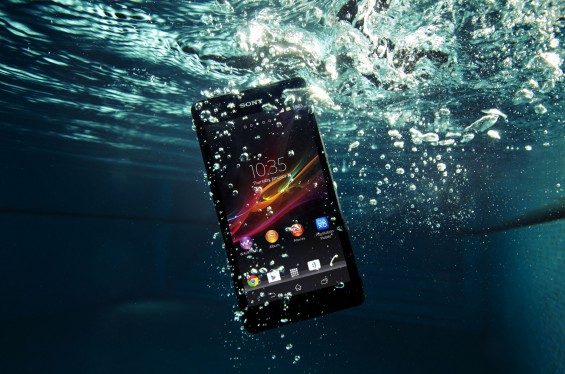 Sony Xperia ZR   The Xperia Zs little brother