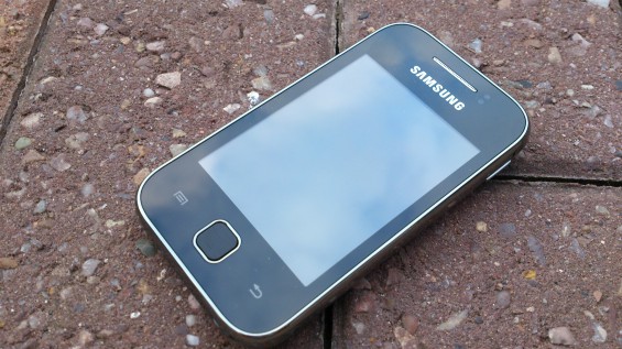 samsung galaxy y mobile image