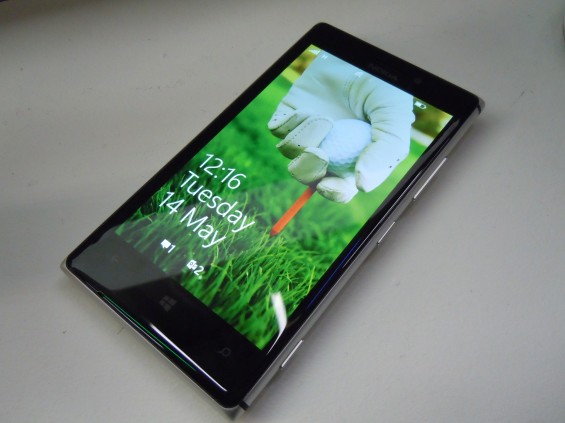 Nokia Lumia 925 availability update