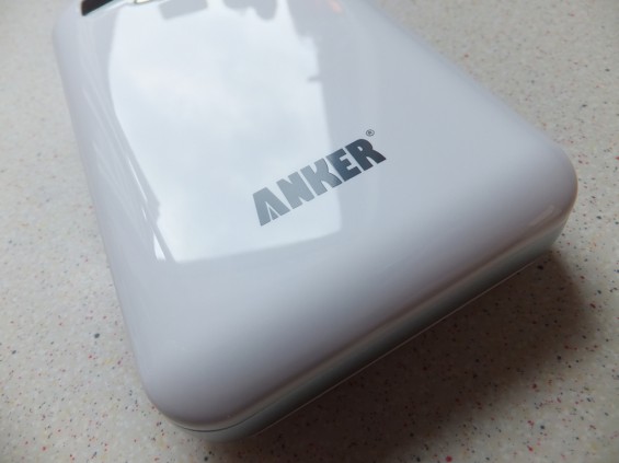 Anker E4 13000 mAh external battery pack   Review