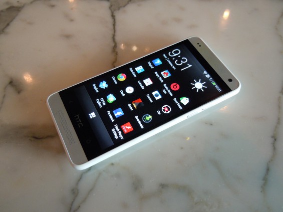 HTC One mini announced