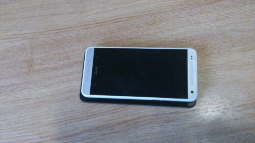 HTC One mini comparison photos