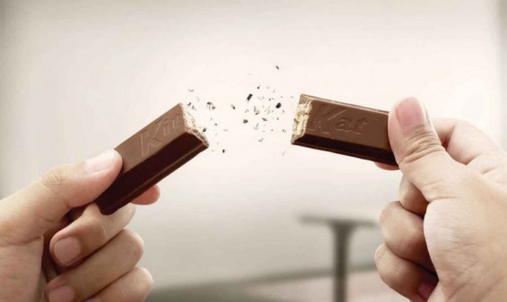 The day Google destroyed the Microsoft announcement.. with a chocolate bar