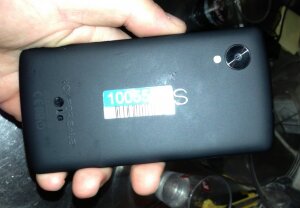 Nexus 4 out of stock as more Nexus 5 pictures appear