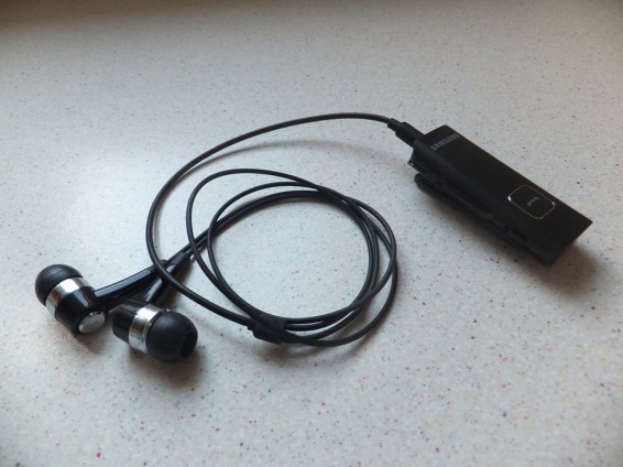 Samsung HS3000 Bluetooth Headset   Review