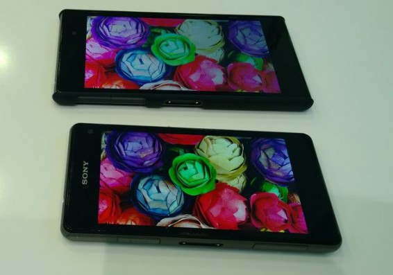 Sony Xperia Z1 Compact lands in store