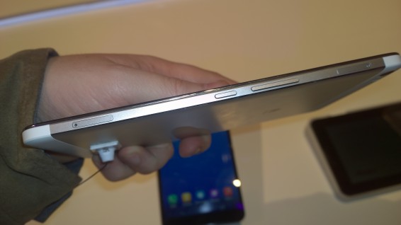 Hands on with the Huawei MediaPad X1