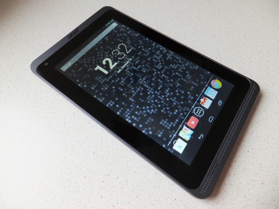 Acer Iconia B1 720   Review