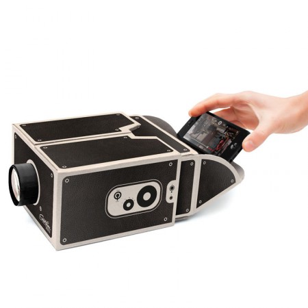 A smartphone projector on the cheap