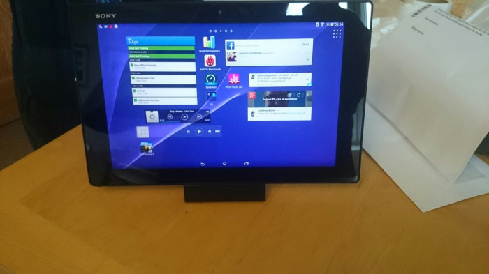 Xperia Z2 tablet first impressions