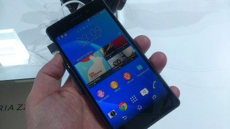 Phones 4u dishes out the Xperia Z2 early