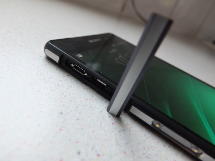 The Sony Xperia Z2 is getting an OTA update