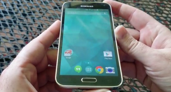 Samsung Galaxy S5 Prime caught on video, or is it an Active?