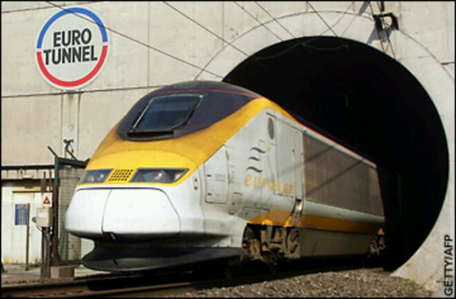 Welcome home,  Brits get mobile service in the Channel Tunnel