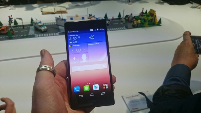 Unboxing of the Huawei Ascend P7 and first impressions