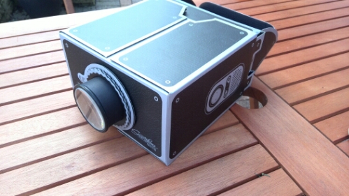 The Luckies Smartphone Projector