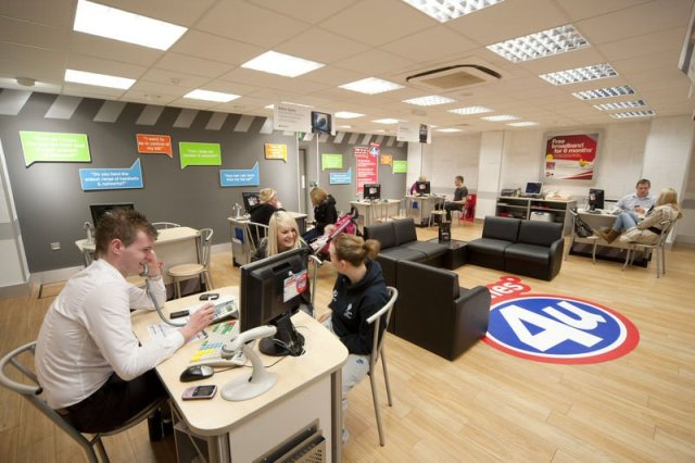 Phones 4u gets ditched by Vodafone