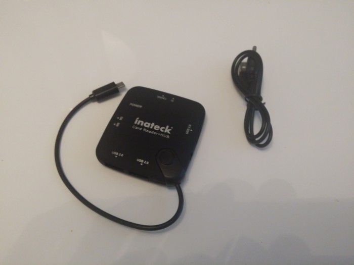 Inateck card reader and hub review. 