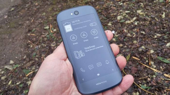 YotaPhone 2 Review