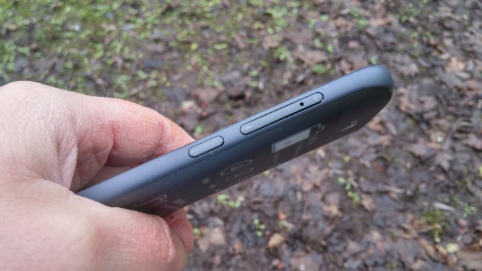 YotaPhone 2 Review