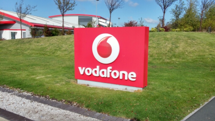 LG G Flex2 exclusive to Vodafone